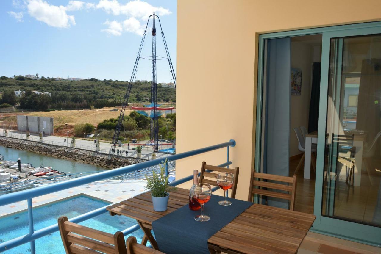 Stunning Apartment With Marina Views Albufeira Kültér fotó